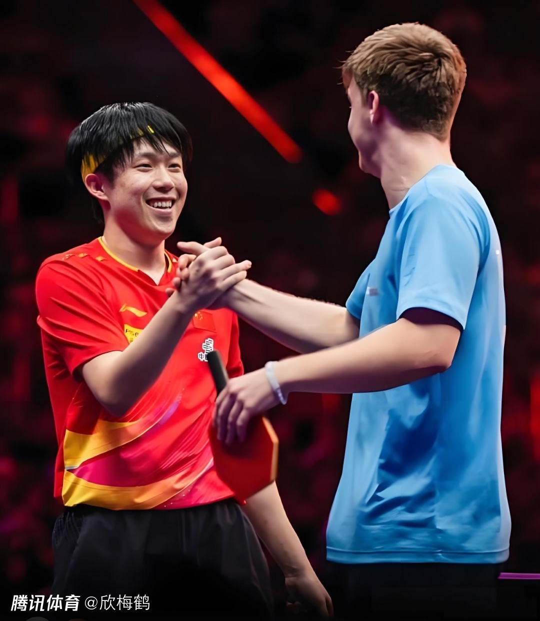 开云体育登录-FNC碾压V5，Crisp完成史诗逆转宿命之战小组赛，强势挺进下一轮