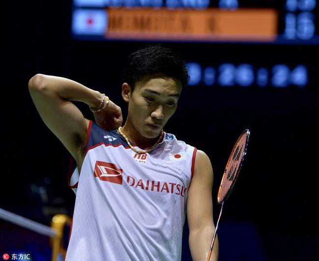 开云体育入口-V5横扫PSG，Caps操刀奇招英雄翻盘宿敌对决小组赛，成为赛场最大亮点