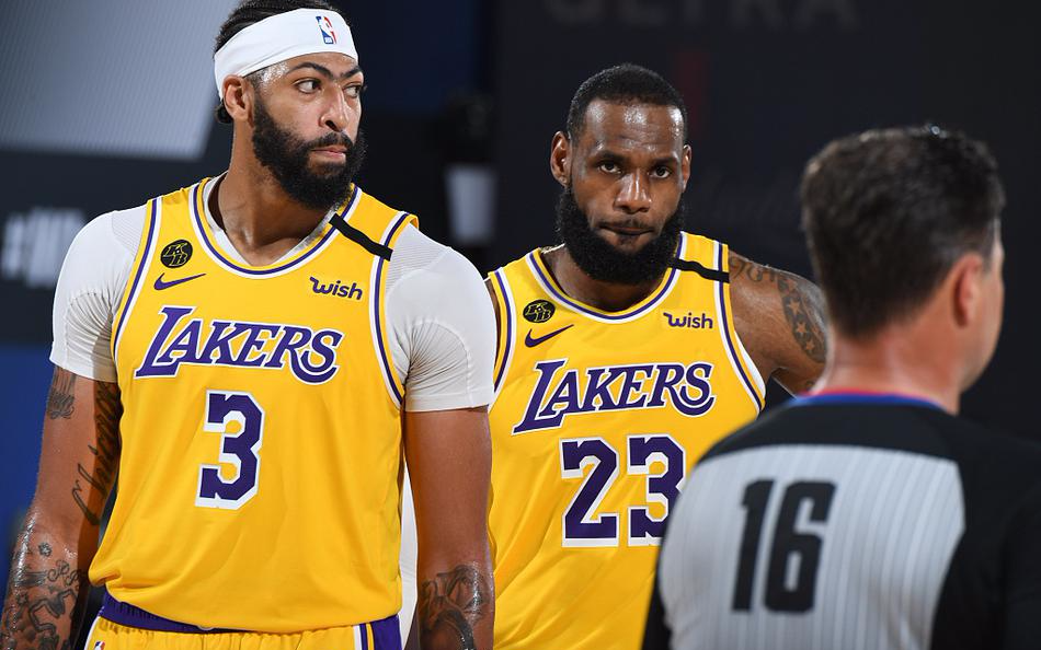 掘金翻盘辽宁队，易建联统治全场