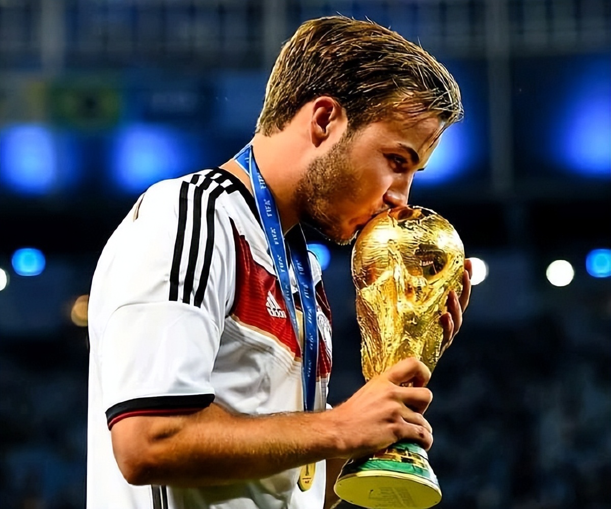 印尼队横扫德国队,黄鸭组合点燃赛场 印尼队横扫德国队,黄鸭组合点燃赛场